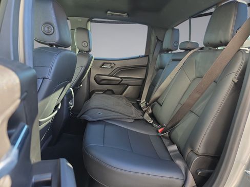 Used 2024 GMC Canyon Elevation w/ Elevation Premium Package AWD/4WD image 32
