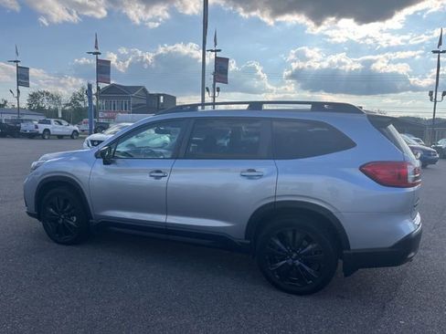 Used 2022 Subaru Ascent Onyx Edition image 5