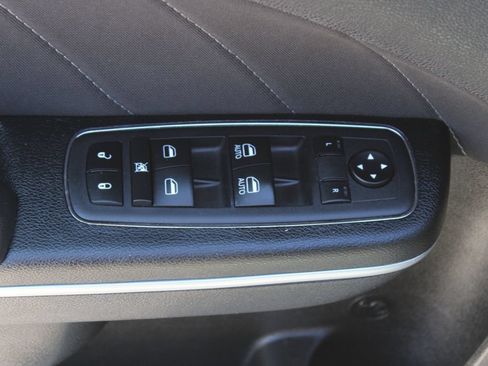 Used 2023 Dodge Charger SXT RWD image 31