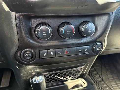 Used 2018 Jeep Wrangler Unlimited Willys Wheeler image 25