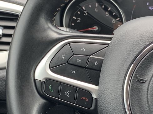 Used 2020 Jeep Compass Latitude AWD/4WD image 19