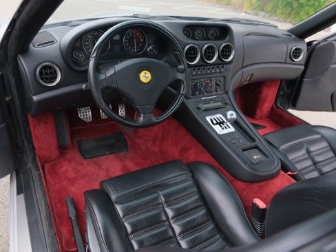 Used 2000 Ferrari 550 Maranello Coupe image 9