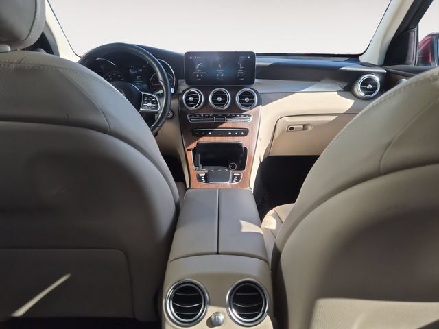 Used 2020 Mercedes-Benz GLC 300 4MATIC image 10
