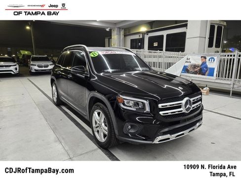 Used 2021 Mercedes-Benz GLB 250 image 1