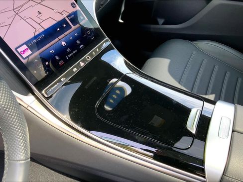 Certified 2024 Mercedes-Benz GLC 300 4MATIC image 17