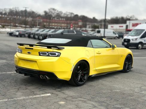 Used 2017 Chevrolet Camaro SS image 6