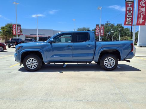 Certified 2026 Toyota Tacoma SR5 w/ SR5 Upgrade Package AWD/4WD image 8