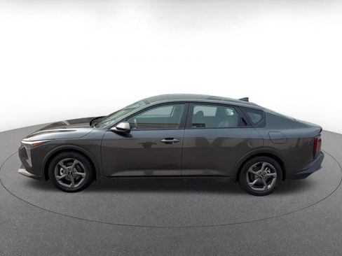 Used 2025 Kia K4 FWD image 9