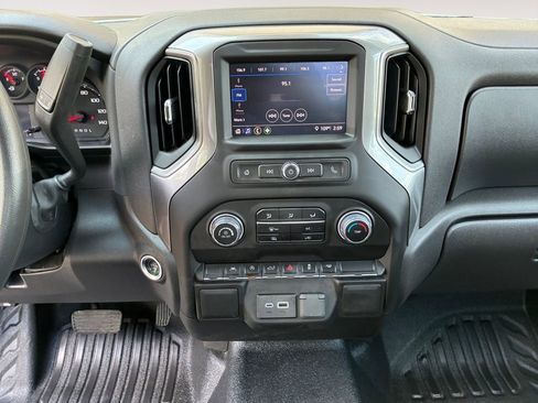 Used 2025 Chevrolet Silverado 1500 W/T image 11