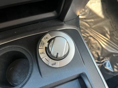 Used 2020 Toyota 4Runner Limited image 38