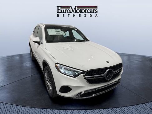 Used 2026 Mercedes-Benz GLC 300 4MATIC image 4