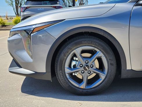 New 2026 Kia K4 LXS image 5