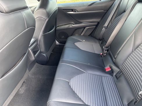 Used 2024 Toyota Camry SE FWD image 15