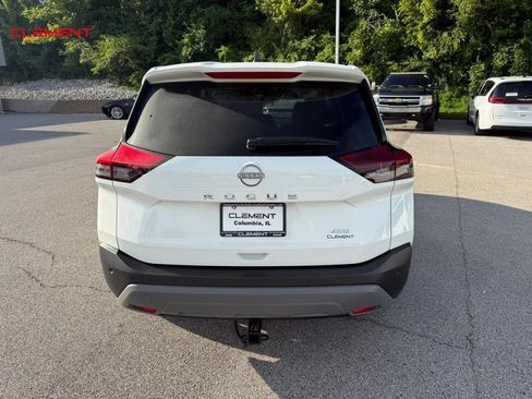 Used 2023 Nissan Rogue S AWD/4WD image 7