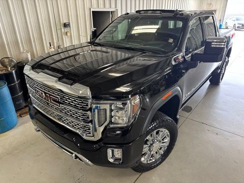 Used 2023 GMC Sierra 2500 Denali w/ Denali Black Diamond Edition AWD/4WD image 50