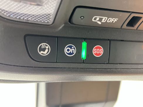 Used 2020 Chevrolet Equinox Premier image 26