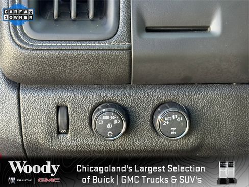 Used 2018 GMC Canyon Denali image 17