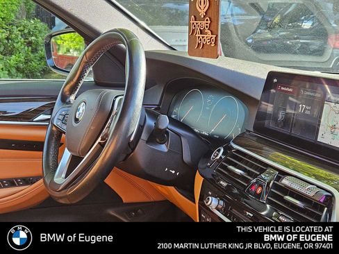 Used 2019 BMW 540i w/ Executive Package RWD image 10