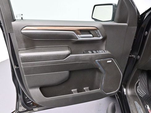 Used 2023 Chevrolet Silverado 1500 RST AWD/4WD image 9