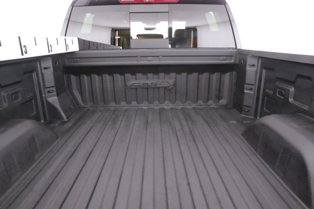 Used 2024 GMC Sierra 1500 AT4 w/ Technology Package AWD/4WD image 31