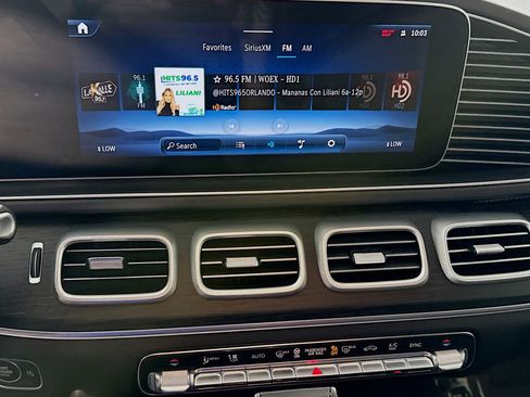 Used 2025 Mercedes-Benz GLS 450 4MATIC image 18