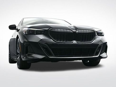 New 2026 BMW 550e xDrive w/ Executive Package AWD/4WD image 41