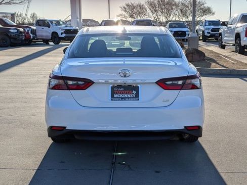 Used 2024 Toyota Camry LE FWD image 6