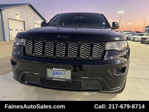 Used 2019 Jeep Grand Cherokee Altitude image 31