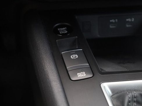 New 2026 Nissan Kicks SV FWD image 17