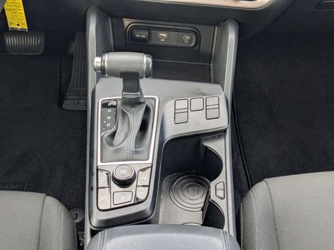 Used 2024 Kia Sportage LX FWD image 16