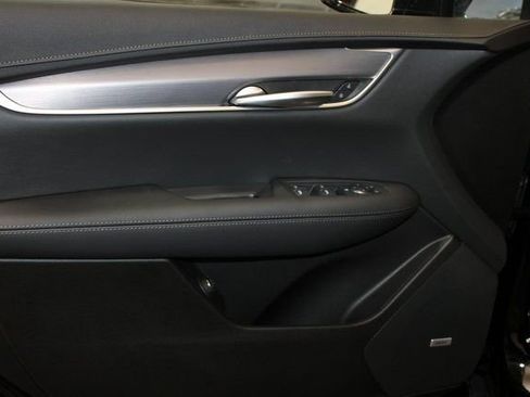 New 2026 Cadillac XT5 Luxury FWD image 6