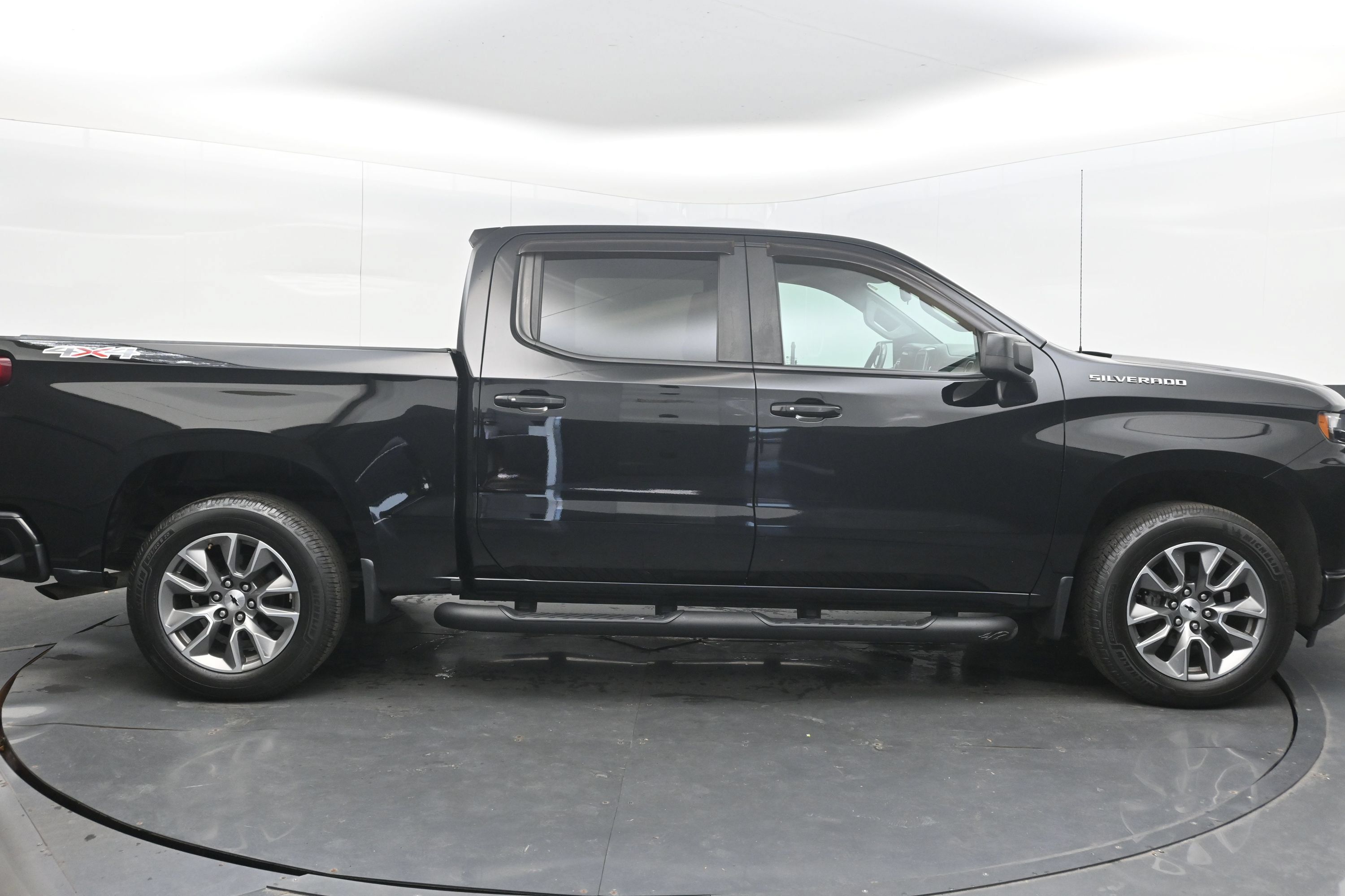 Used 2019 Chevrolet Silverado 1500 RST w/ All-Star Edition AWD/4WD image 10