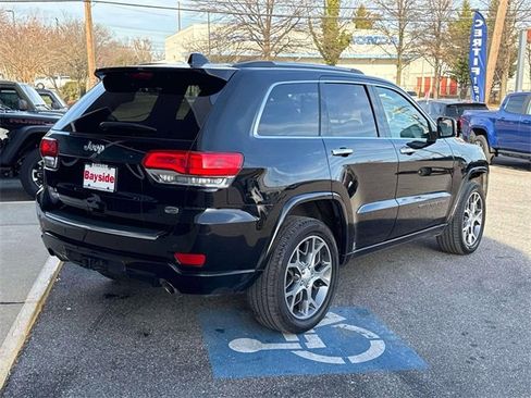 Used 2020 Jeep Grand Cherokee Overland image 28