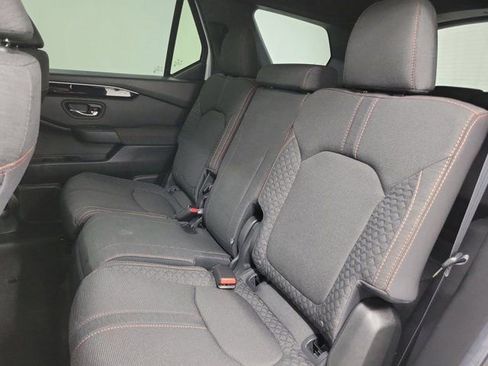 Certified 2025 Honda Pilot Sport image 11
