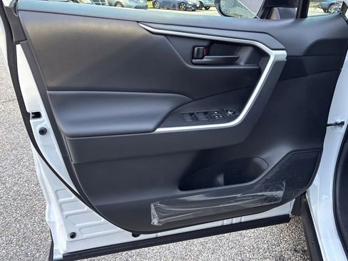 New 2025 Toyota RAV4 LE image 9
