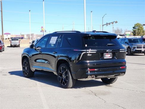 New 2026 Chevrolet Traverse RS w/ LPO, Floor Liner Package image 5