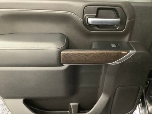 Used 2023 GMC Sierra 2500 Denali image 5