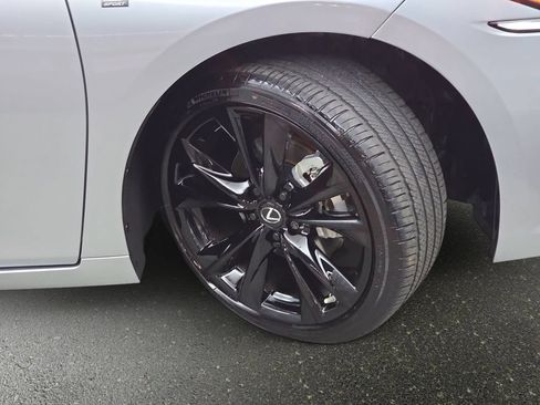 Certified 2024 Lexus ES 300h F Sport w/ Accessory Package (Z1) FWD image 33