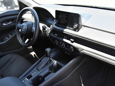 Used 2023 Honda Accord EX image 40