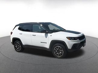 Used 2025 Jeep Compass Trailhawk AWD/4WD video 2