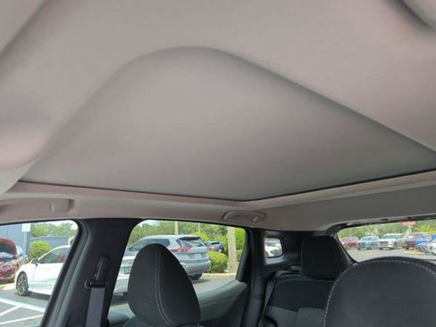 Certified 2025 Nissan Kicks SV w/ SV Premium Package AWD/4WD image 30