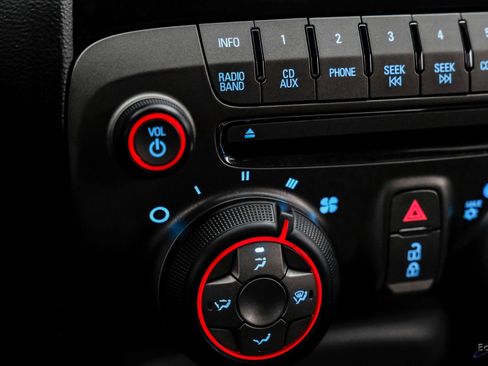 Used 2015 Chevrolet Camaro Z/28 image 57