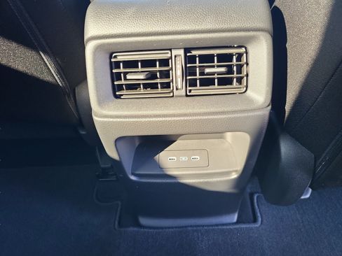 Used 2024 Honda CR-V EX image 17