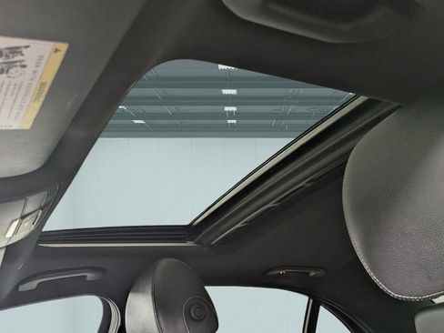 Used 2018 Mercedes-Benz E 300 image 26