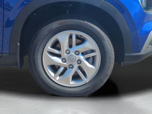 New 2026 Hyundai Venue SE image 11