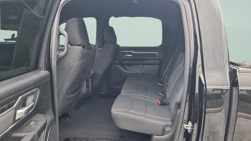Used 2019 RAM 1500 Big Horn RWD image 10