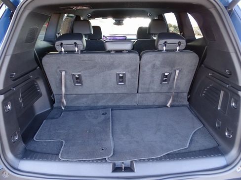 Used 2025 Buick Enclave Preferred image 10