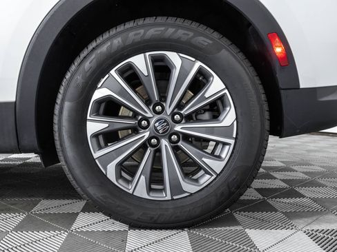 Used 2024 Buick Envision Preferred AWD/4WD image 44