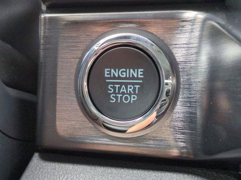 New 2026 Ford F250 Lariat w/ FX4 Off-Road Package image 27