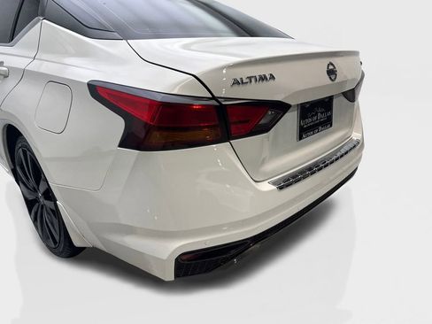 Used 2022 Nissan Altima 2.5 SR FWD image 19
